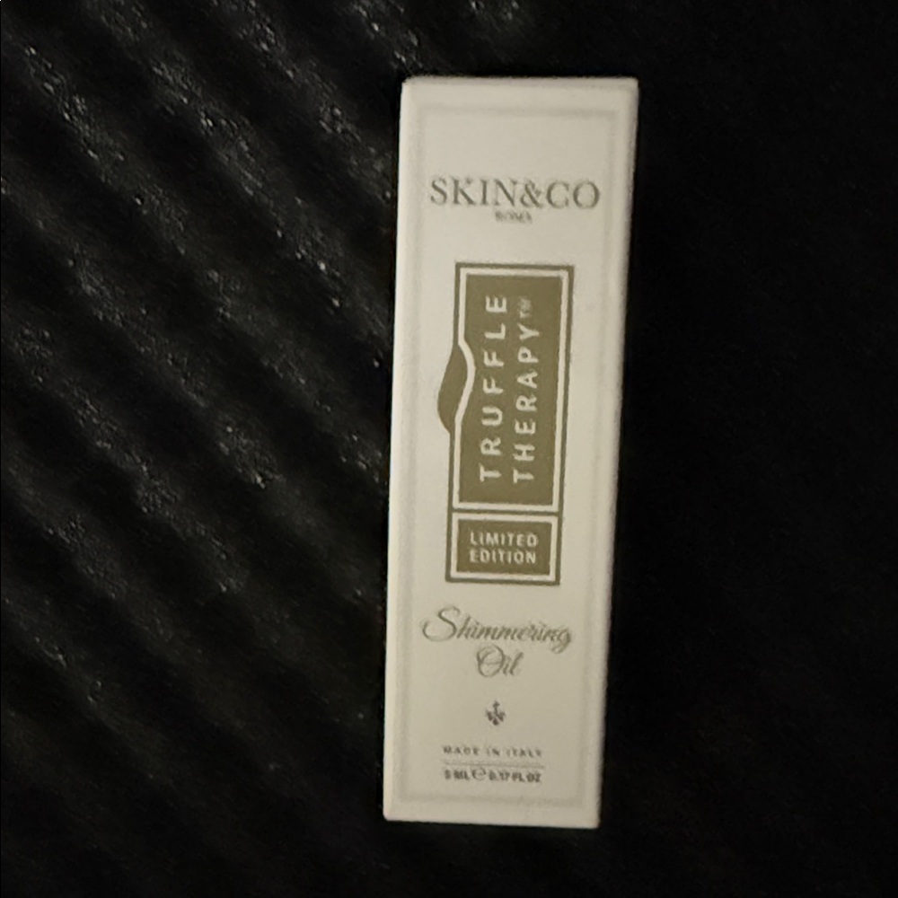 Truffle Therapy Shimmering Oil - Limited Edition